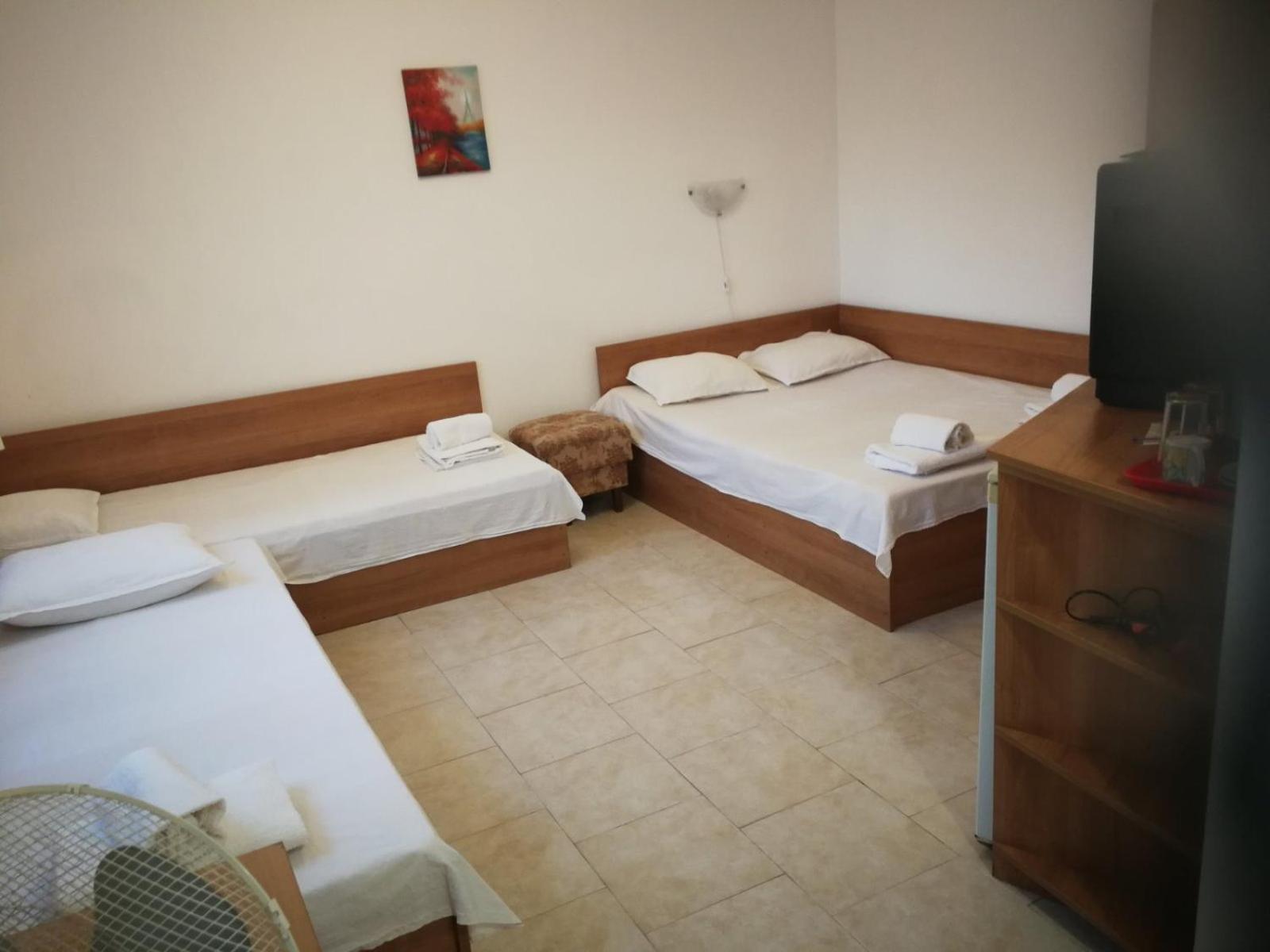 Hrisi Hotel Csernomorec Kültér fotó