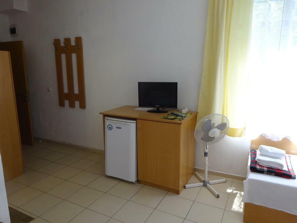Hrisi Hotel Csernomorec Kültér fotó